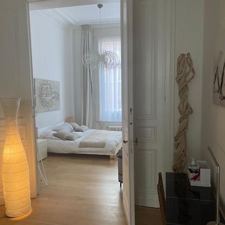 Apartment In Trendy Chatelain Center Brussels Area Little Garden Internet Wifi Exterior photo
